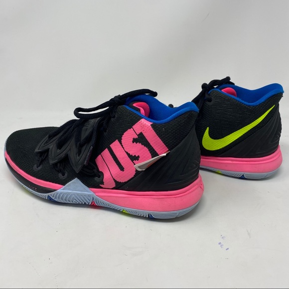 Nike Multi-colored shoes, size 4.5 youth - Picture 6 of 12